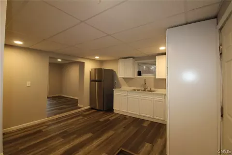 Entry Way - 9 Spring St, Schroeppel, NY 13135 photo 4 of 7