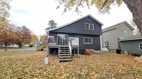 Exterior - 9 Spring St, Schroeppel, NY 13135 photo 2 of 3