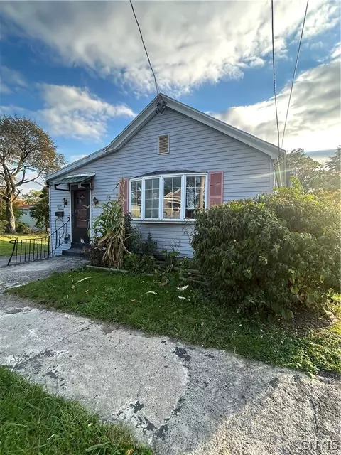 713 N Alvord St, Syracuse, NY 13208