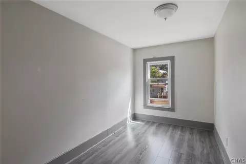 Bedroom - 109 Mccool Ave, East Syracuse, NY 13057 photo 2 of 3
