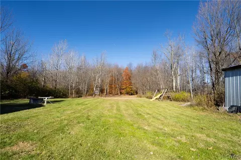 Exterior - 517 Oregon Rd, Mohawk, NY 13407 photo 2 of 5
