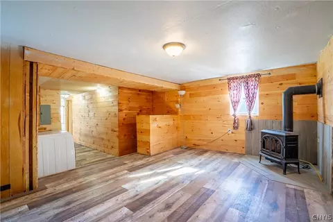 Living - 517 Oregon Rd, Mohawk, NY 13407 photo 1 of 3