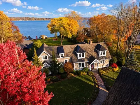 2008 W Lake Rd, Skaneateles, NY 13152
