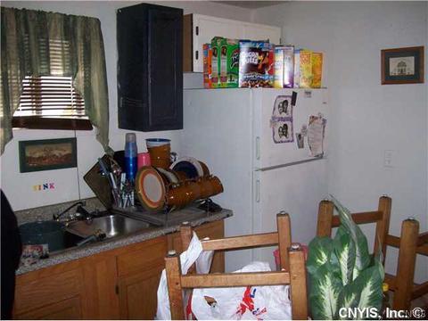 110 Baldwin Ave, Syracuse, NY 13205 photo 6