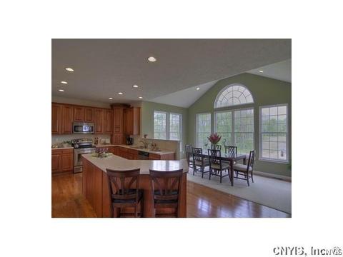 4455 Millstream Dr, Clay, NY 13041 photo 2