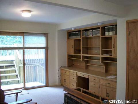 1 Northridge Rd, Syracuse, NY 13214 photo 4