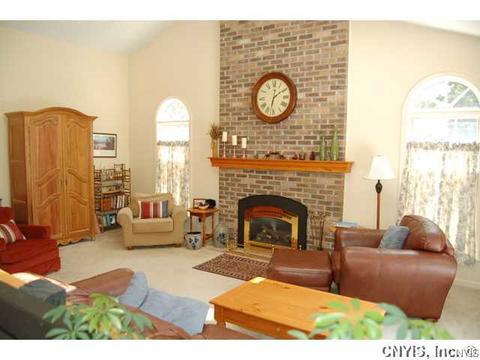 7105 Thorntree Hill Dr, Fayetteville, NY 13066 photo 10