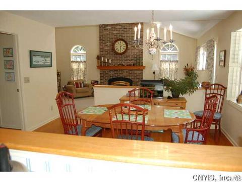 7105 Thorntree Hill Dr, Fayetteville, NY 13066 photo 9