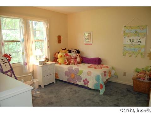 7105 Thorntree Hill Dr, Fayetteville, NY 13066 photo 13