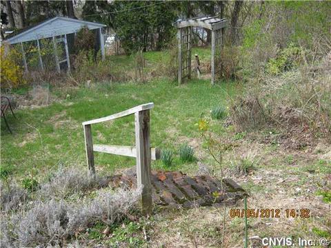 2036 Bellevue Ave, Syracuse, NY 13219 photo 23