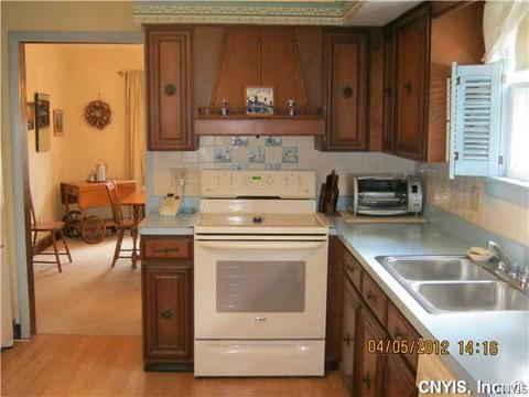 2036 Bellevue Ave, Syracuse, NY 13219 photo 12