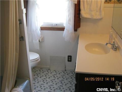 2036 Bellevue Ave, Syracuse, NY 13219 photo 19