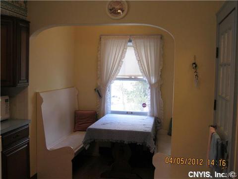 2036 Bellevue Ave, Syracuse, NY 13219 photo 9