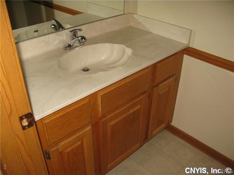8233 Chiffon Path, Liverpool, NY 13090 photo 13
