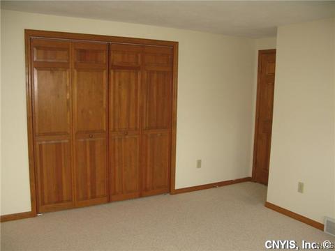 8233 Chiffon Path, Liverpool, NY 13090 photo 21