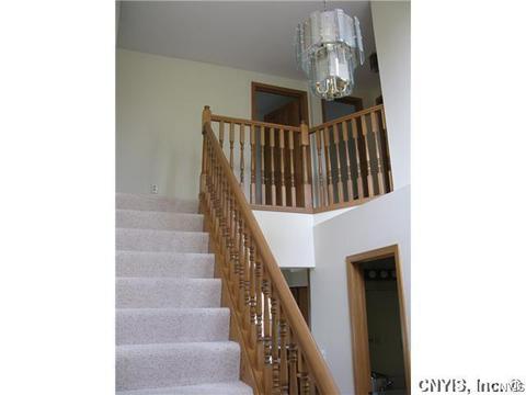 8233 Chiffon Path, Liverpool, NY 13090 photo 24