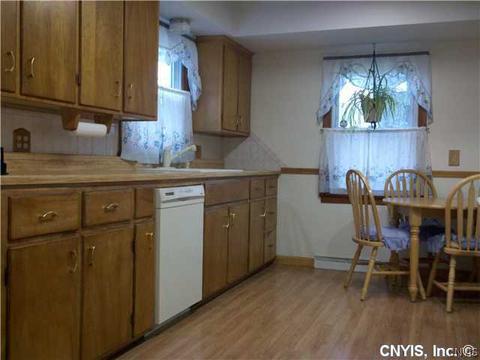 512 Buckingham Ave, Syracuse, NY 13210 photo 6