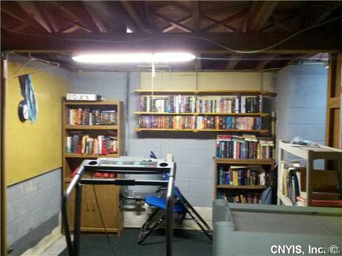 512 Buckingham Ave, Syracuse, NY 13210 photo 19