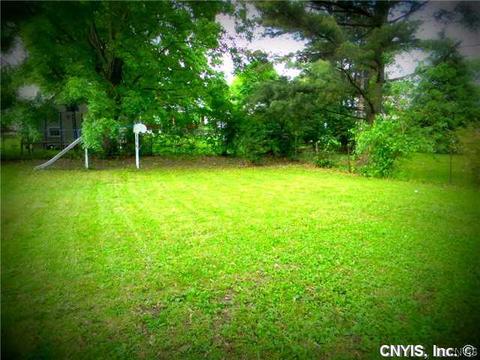 105 Parrish Ln, Syracuse, NY 13205 photo 17