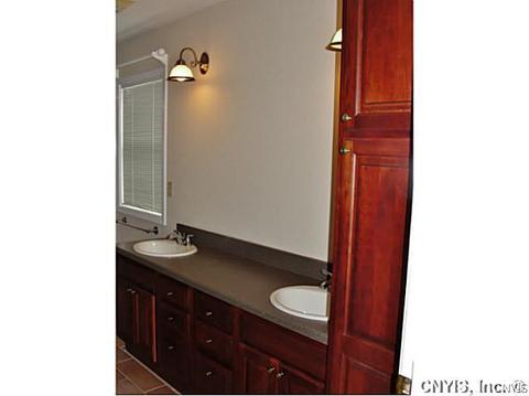 5191 Pointe East Dr, Jamesville, NY 13078 photo 10