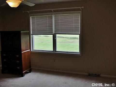 5191 Pointe East Dr, Jamesville, NY 13078 photo 9