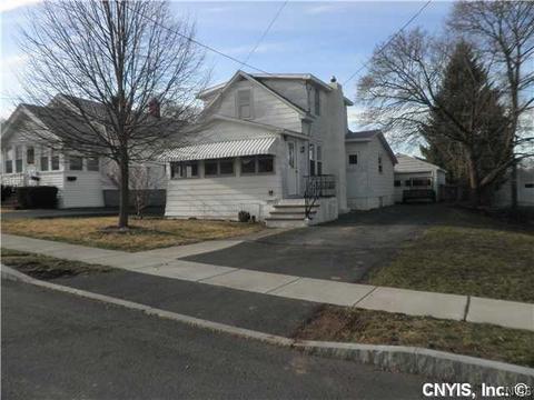 206 Cutler St, East Syracuse, NY 13057 photo 1