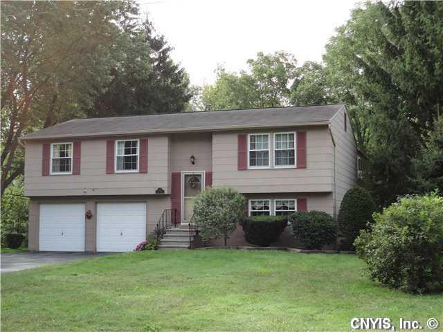 2272 Connell Ter, Baldwinsville, NY 13027 photo 1