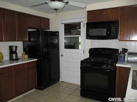 2528 E Maple Ter, Marcellus, NY 13108 photo 9