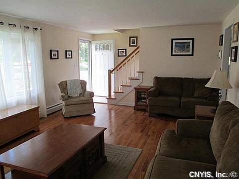 2528 E Maple Ter, Marcellus, NY 13108 photo 5