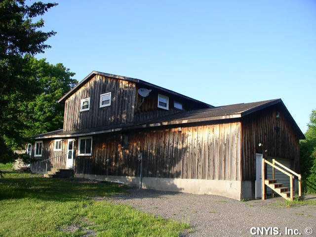72 Riverside Dr, Phoenix, NY 13135 photo 1