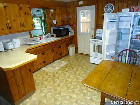 200 Harding Pl, Syracuse, NY 13205 photo 3