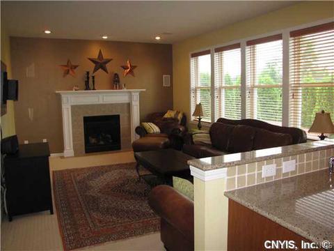 6646 Hazelnut Cir, East Syracuse, NY 13057 photo 10
