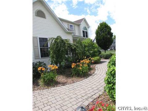 6646 Hazelnut Cir, East Syracuse, NY 13057 photo 19