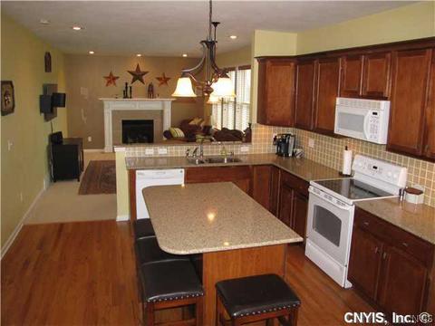 6646 Hazelnut Cir, East Syracuse, NY 13057 photo 8
