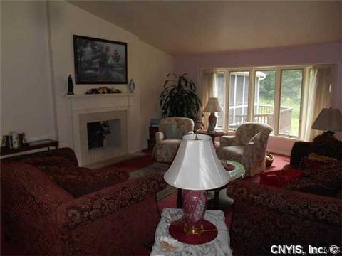 5305 Poster Ln, Fayetteville, NY 13066 photo 5