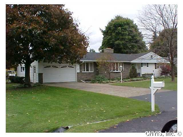 2 John Smith Ave, Auburn, NY 13021 photo 1