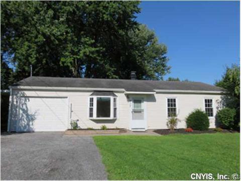 217 Maple Dr, Oneida, NY 13421 photo 2
