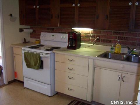 303 Butternut Dr, Syracuse, NY 13214 photo 7