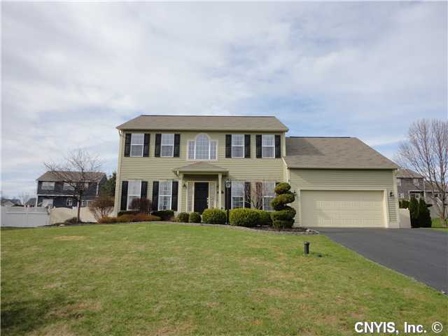 7668 Warriors Path, Baldwinsville, NY 13027 photo 1