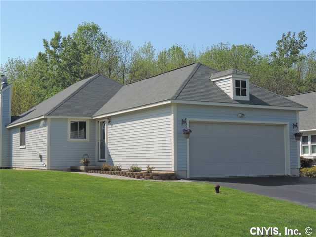 6281 Mourning Dove, Baldwinsville, NY 13027 photo 1
