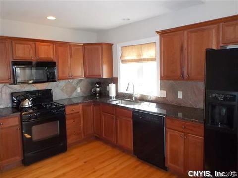 6441 River Birchfield Rd, Jamesville, NY 13078 photo 11
