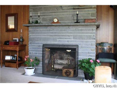 200 Oakmont Dr, Syracuse, NY 13214 photo 6