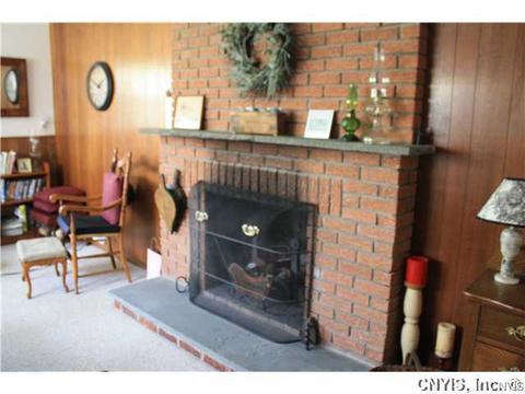 200 Oakmont Dr, Syracuse, NY 13214 photo 13