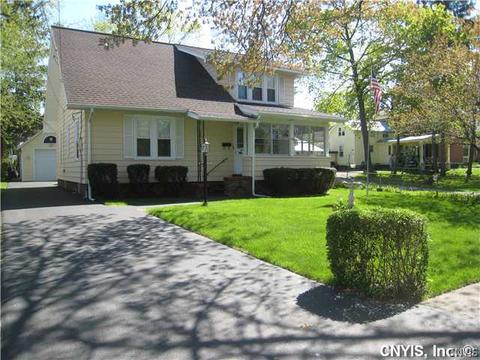 114 Brampton Rd, Syracuse, NY 13205 photo 2