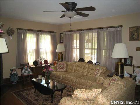 114 Brampton Rd, Syracuse, NY 13205 photo 4