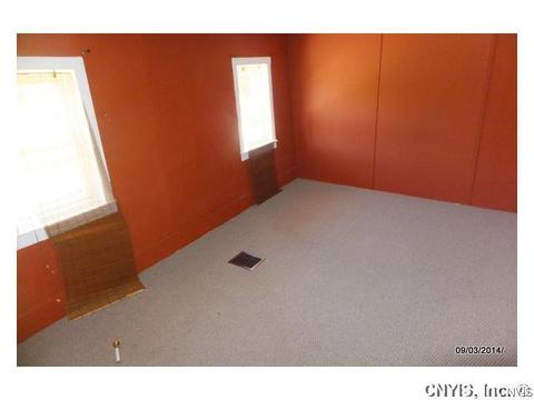 5259 Kingston Rd, Elbridge, NY 13060 photo 2