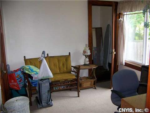 304 E Yates St, East Syracuse, NY 13057 photo 5