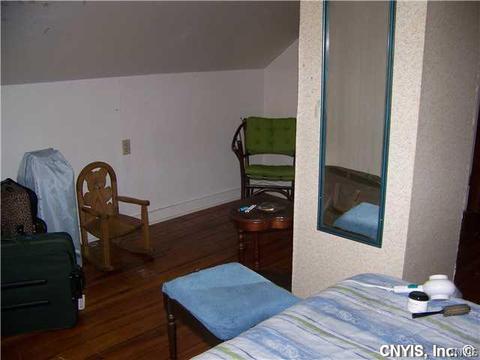 304 E Yates St, East Syracuse, NY 13057 photo 8