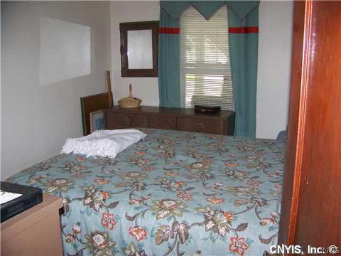 304 E Yates St, East Syracuse, NY 13057 photo 6