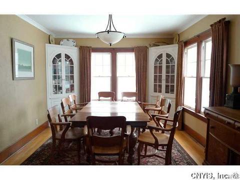 208 Dewitt Rd, Syracuse, NY 13214 photo 8